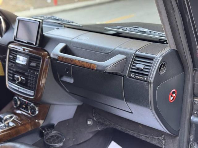 Photo of 2014 BLACK Mercedes-Benz G-Class