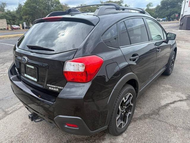 Photo of 2016 Crystal Black Silica Subaru Crosstrek