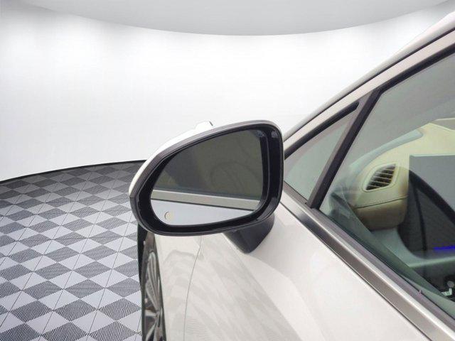 Photo of 2025 White Hyundai SONATA Hybrid