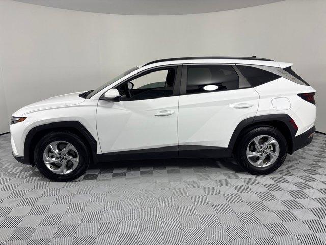 Photo of 2024 White Pearl Hyundai TUCSON