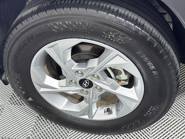 Photo of 2024 White Pearl Hyundai TUCSON