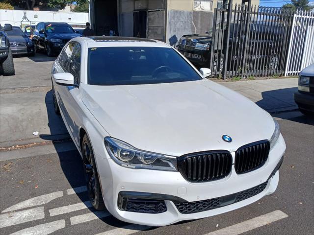 2016 BMW 750