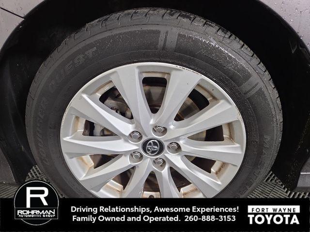 Photo of 2020 Predawn Gray Mica Toyota Camry