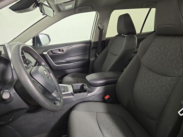 Photo of 2024 Silver Sky Metallic Toyota RAV4