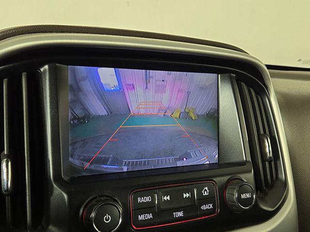 Photo of 2015 Onyx Black GMC Canyon