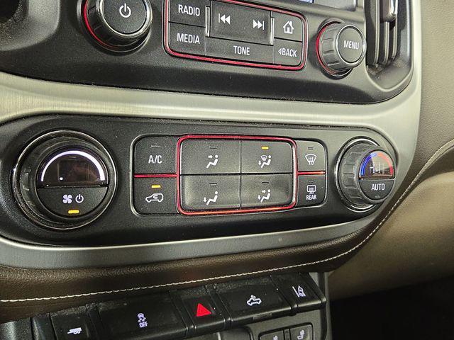 Photo of 2015 Onyx Black GMC Canyon