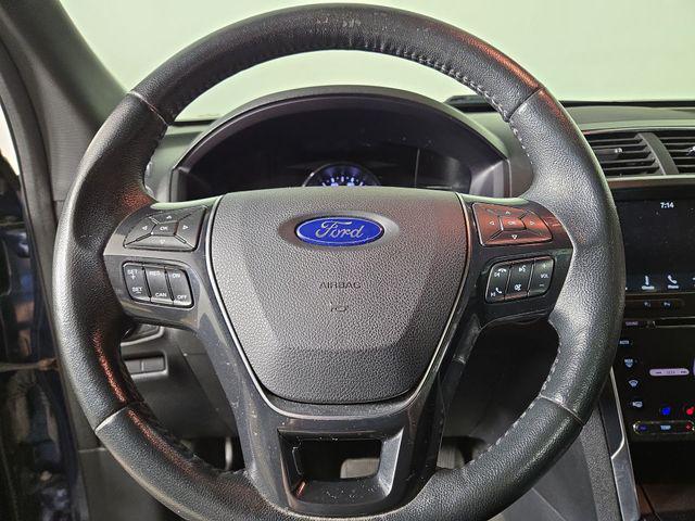Photo of 2017 Blue Jeans Metallic Ford Explorer
