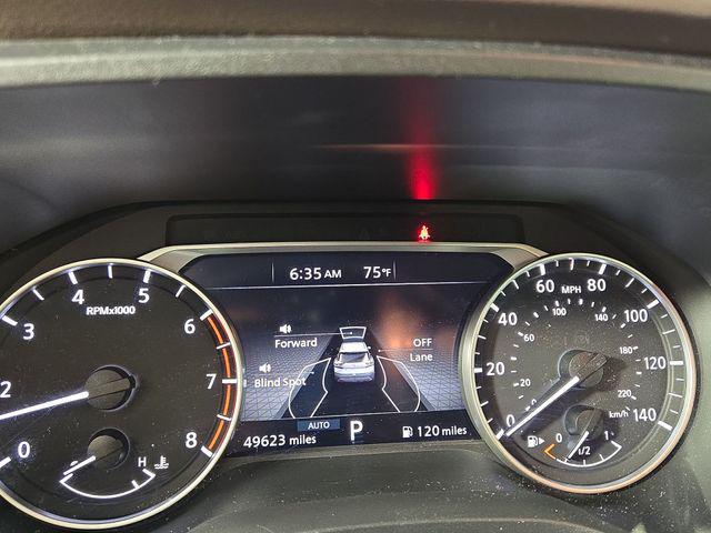 Photo of 2023 Super Black Nissan Rogue