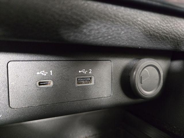 Photo of 2023 Pearl White Tricoat Nissan Rogue