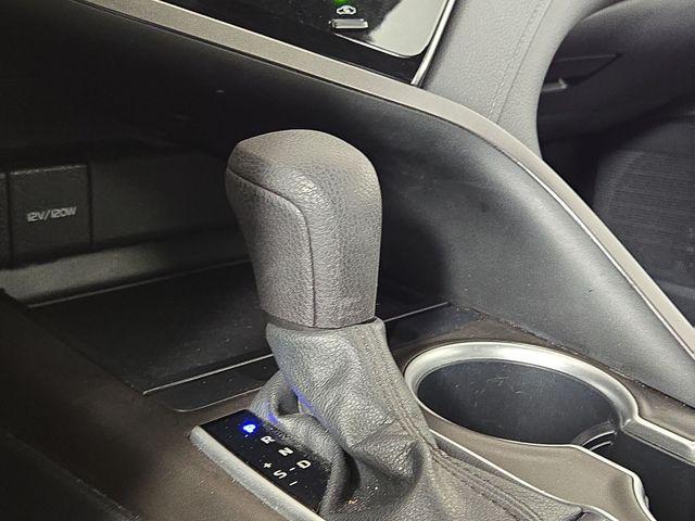 Photo of 2022 Midnight Black Metallic Toyota Camry