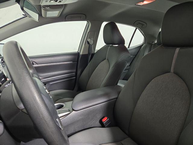 Photo of 2022 Midnight Black Metallic Toyota Camry