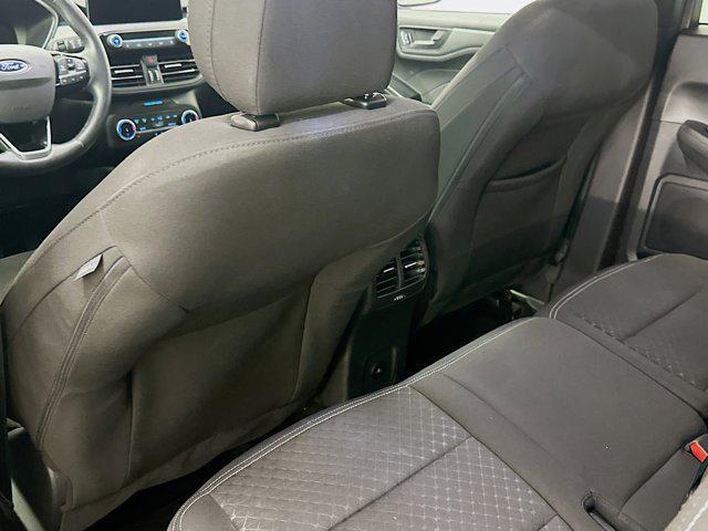 Photo of 2024 Iconic Silver Metallic Ford Escape