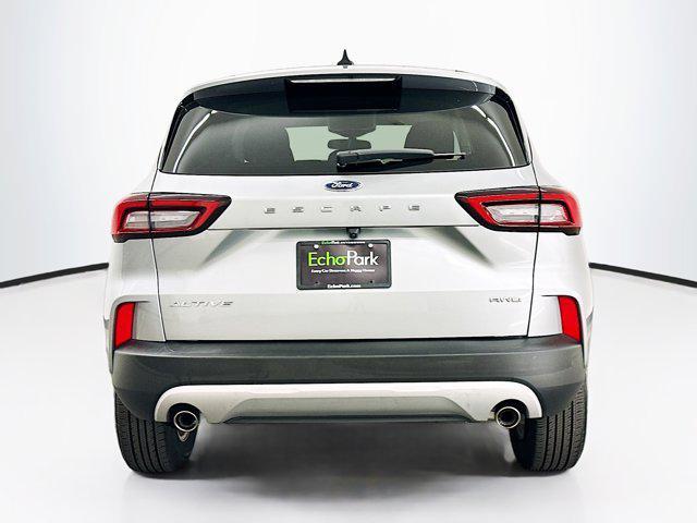 Photo of 2024 Iconic Silver Metallic Ford Escape
