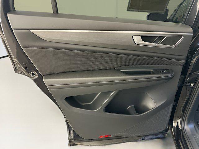 Photo of 2024 Deep Black Pearl Volkswagen Atlas Cross Sport