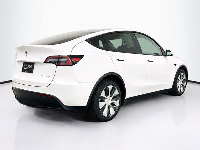 Photo of 2023 Pearl White Multi-Coat Tesla Model Y