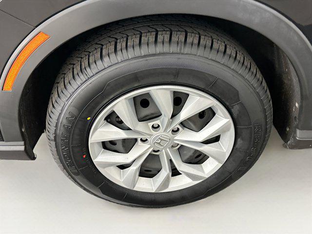 Photo of 2023 Crystal Black Pearl Honda CR-V