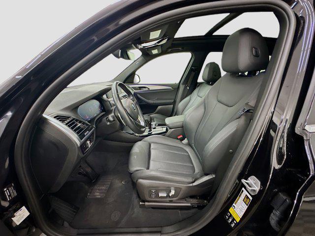 Photo of 2021 Black Sapphire Metallic BMW X3