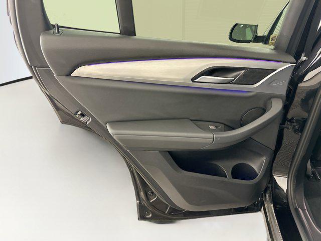 Photo of 2021 Black Sapphire Metallic BMW X3