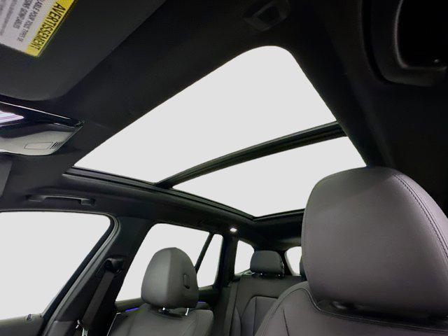 Photo of 2021 Black Sapphire Metallic BMW X3