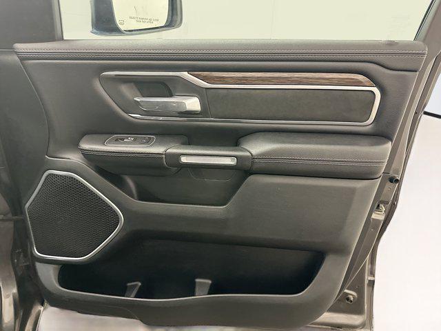 Photo of 2020 Granite Crystal Metallic Clearcoat RAM 1500