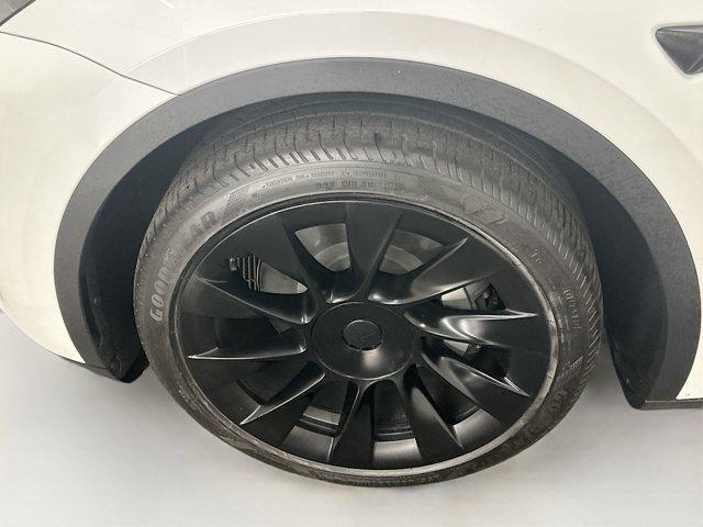 Photo of 2023 Pearl White Multi-Coat Tesla Model Y