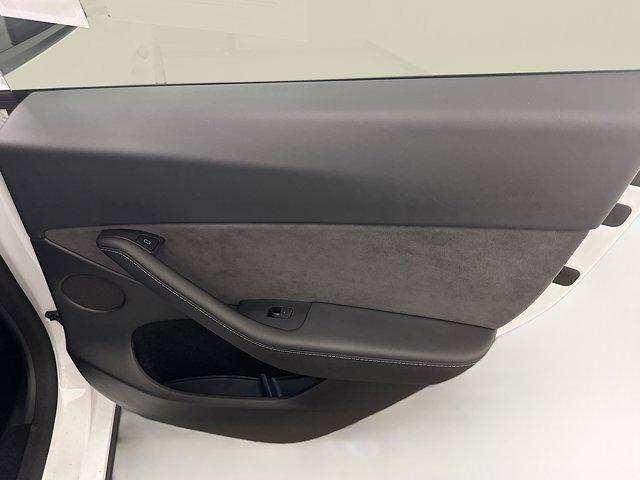 Photo of 2023 Pearl White Multi-Coat Tesla Model Y