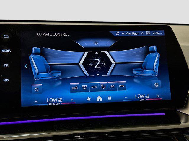 Photo of 2024 Jet Black BMW X1
