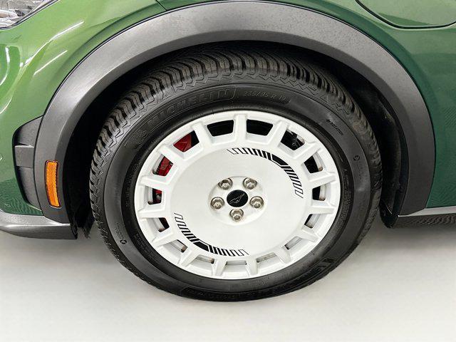 Photo of 2024 Eruption Green Metallic Ford Mustang Mach-E