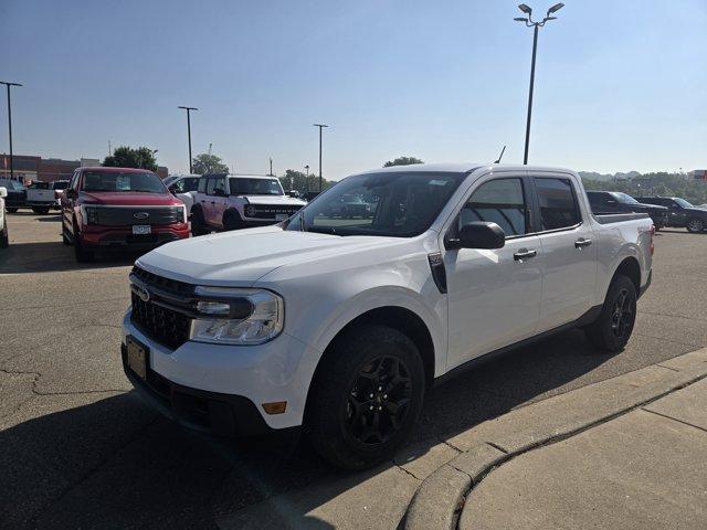 Photo of 2023 White Ford Maverick