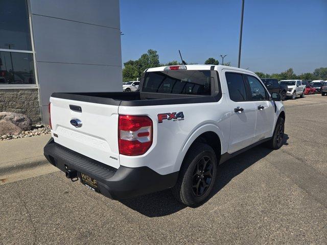 Photo of 2023 White Ford Maverick