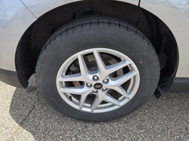 Photo of 2024 Silver Ford Edge