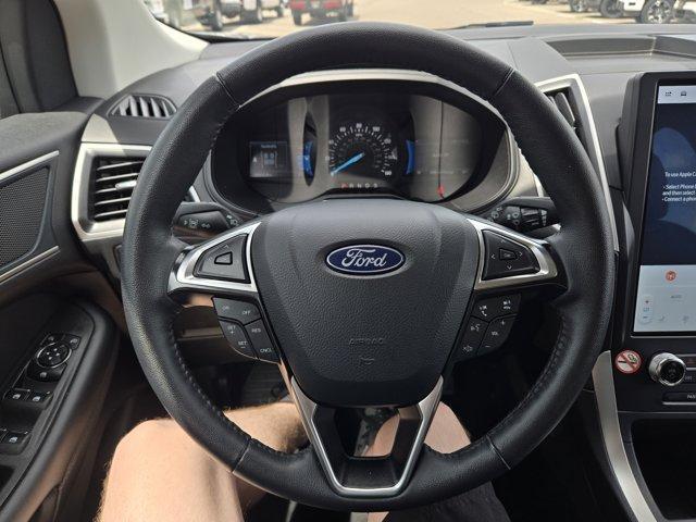 Photo of 2024 Silver Ford Edge