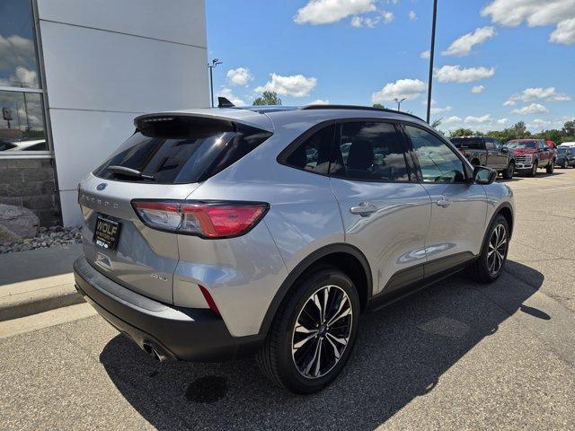 Photo of 2022 Silver Ford Escape