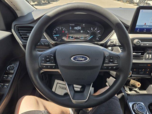 Photo of 2022 Silver Ford Escape