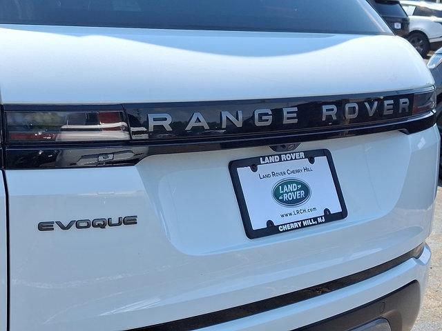 Photo of 2025 Fuji White Land Rover Range Rover Evoque