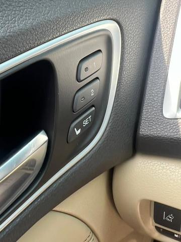 Photo of 2019 Platinum White Pearl Acura TLX
