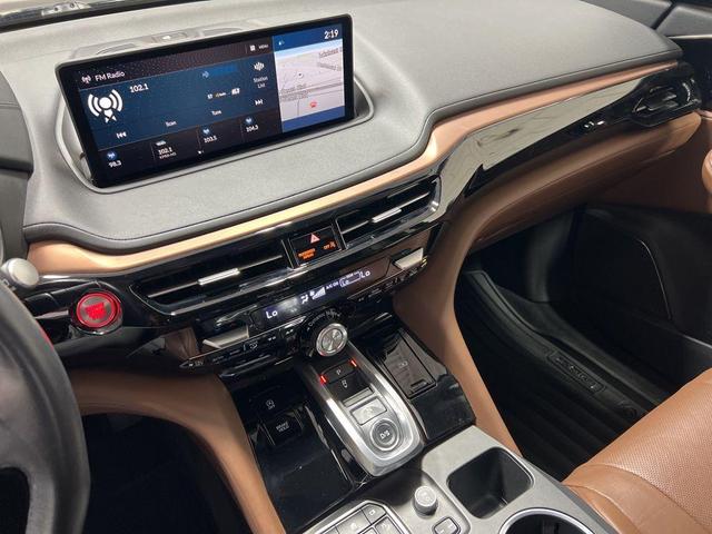 Photo of 2023 Majestic Black Pearl Acura MDX