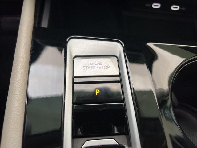 Photo of 2024 Pure White Volkswagen Atlas