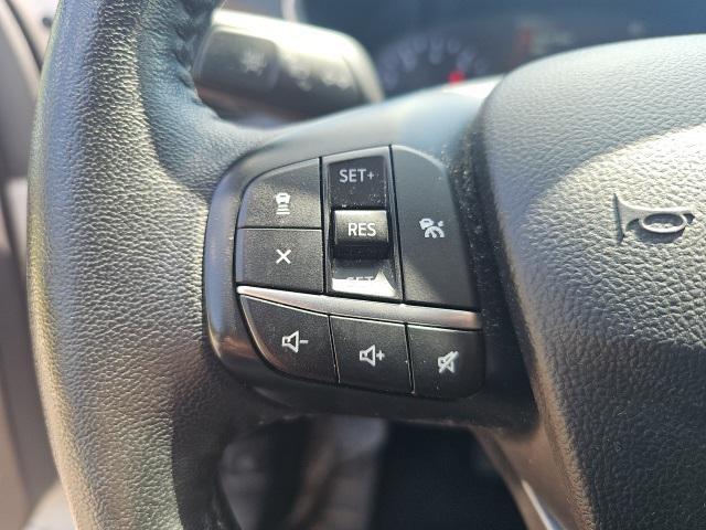 Photo of 2020 Oxford White Ford Escape