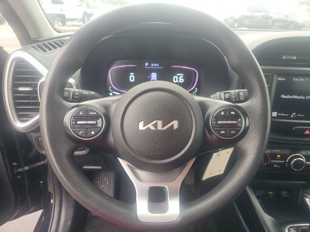 Photo of 2024 Fusion Black Kia Soul