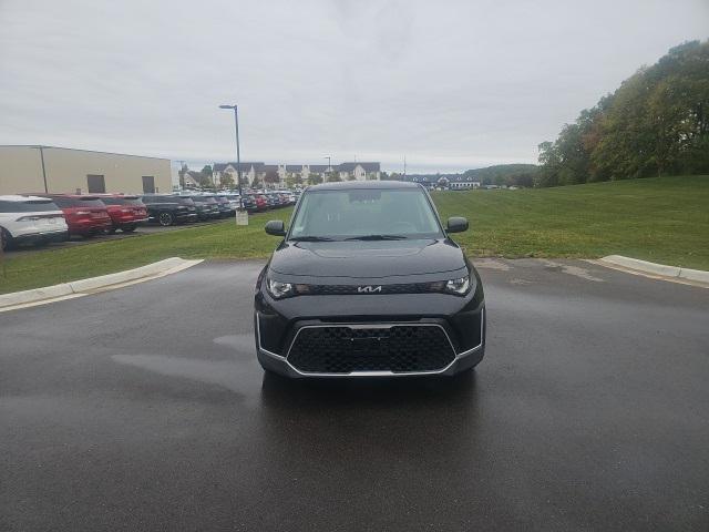 Photo of 2024 Fusion Black Kia Soul