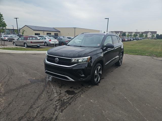 Photo of 2023 Deep Black Pearl Volkswagen Taos