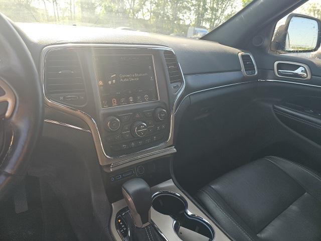 Photo of 2016 Bright White Clearcoat Jeep Grand Cherokee