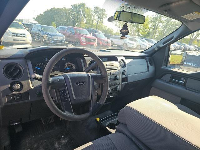 Photo of 2013 Oxford White Ford F-150