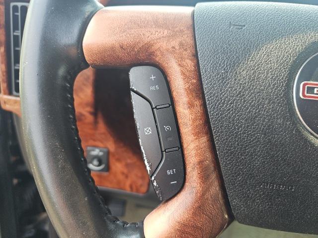 Photo of 2010 Onyx Black GMC Savana 1500