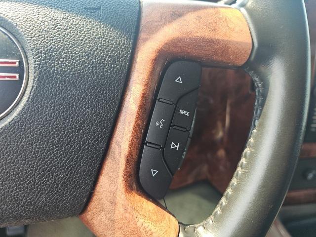 Photo of 2010 Onyx Black GMC Savana 1500