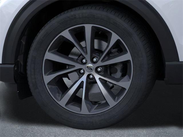Photo of 2025 White Ford Explorer
