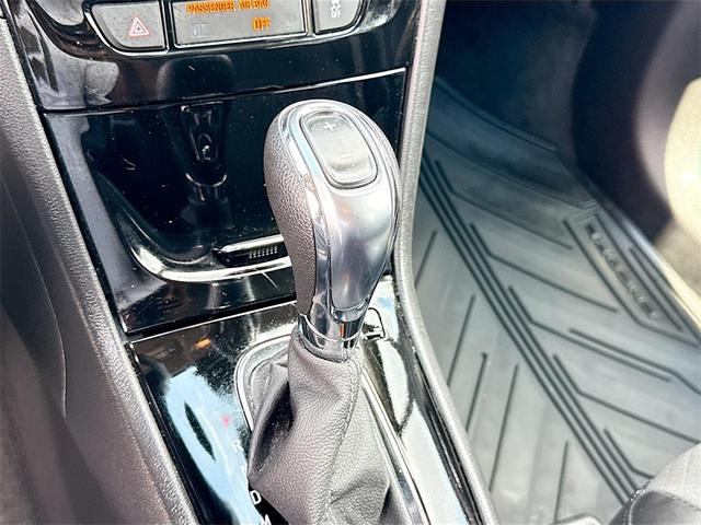 Photo of 2022 Dark Moon Blue Metallic Buick Encore