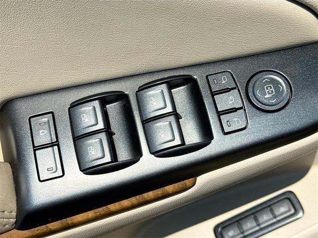 Photo of 2020 Carbon Black Metallic GMC Yukon