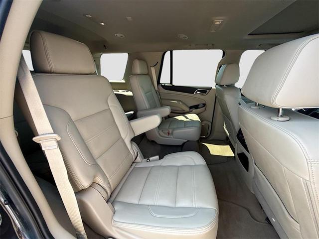 Photo of 2020 Carbon Black Metallic GMC Yukon